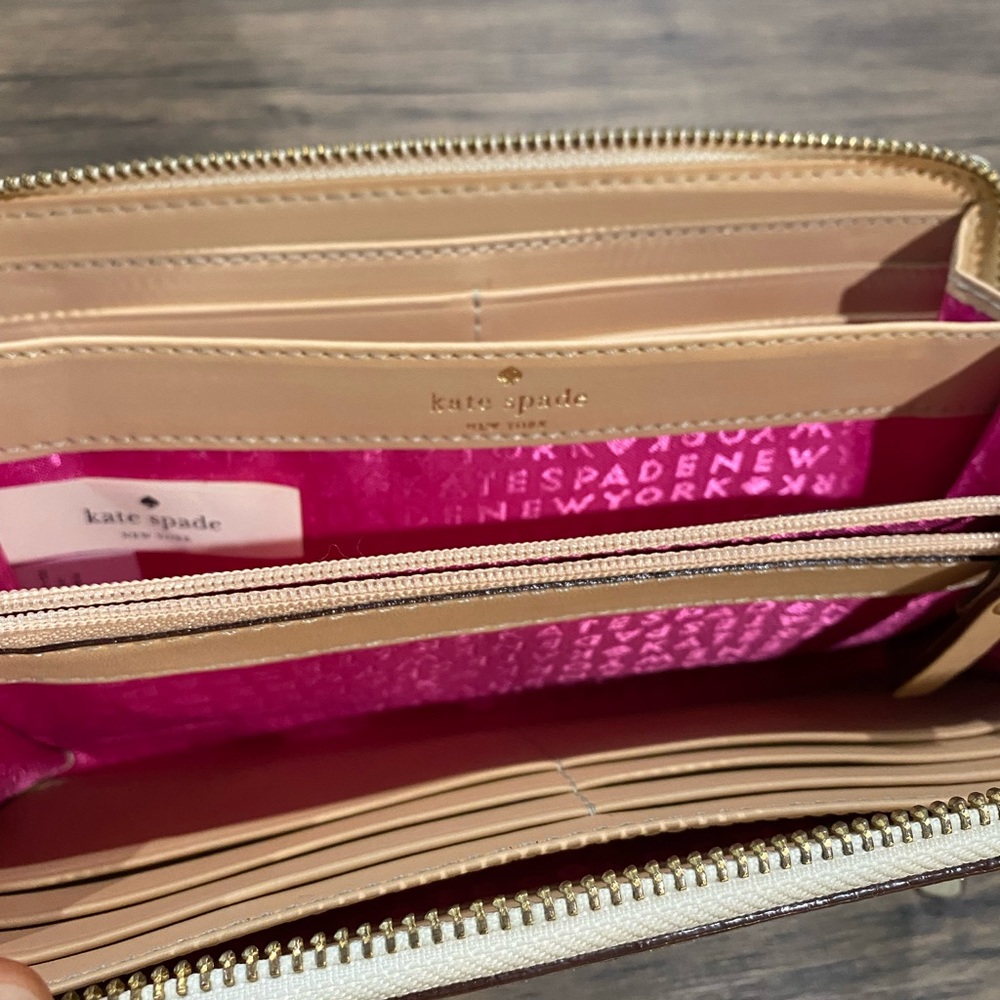 Kate Spade Zip Around Wallet